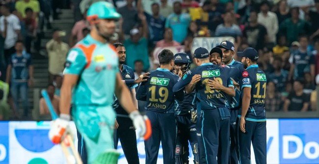 আইপিএলে সবার আগে প্লে-অফে গুজরাট আইপিএলে সবার আগে প্লে-অফে গুজরাট